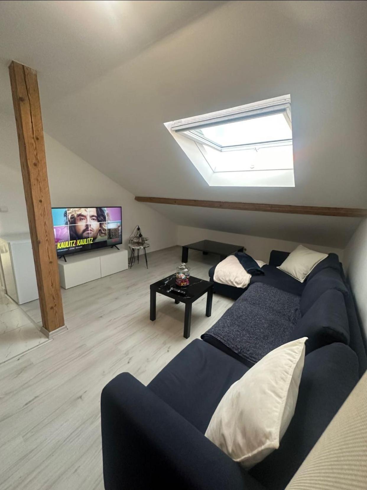 Neuf,epure Et Bien Place Appartement *